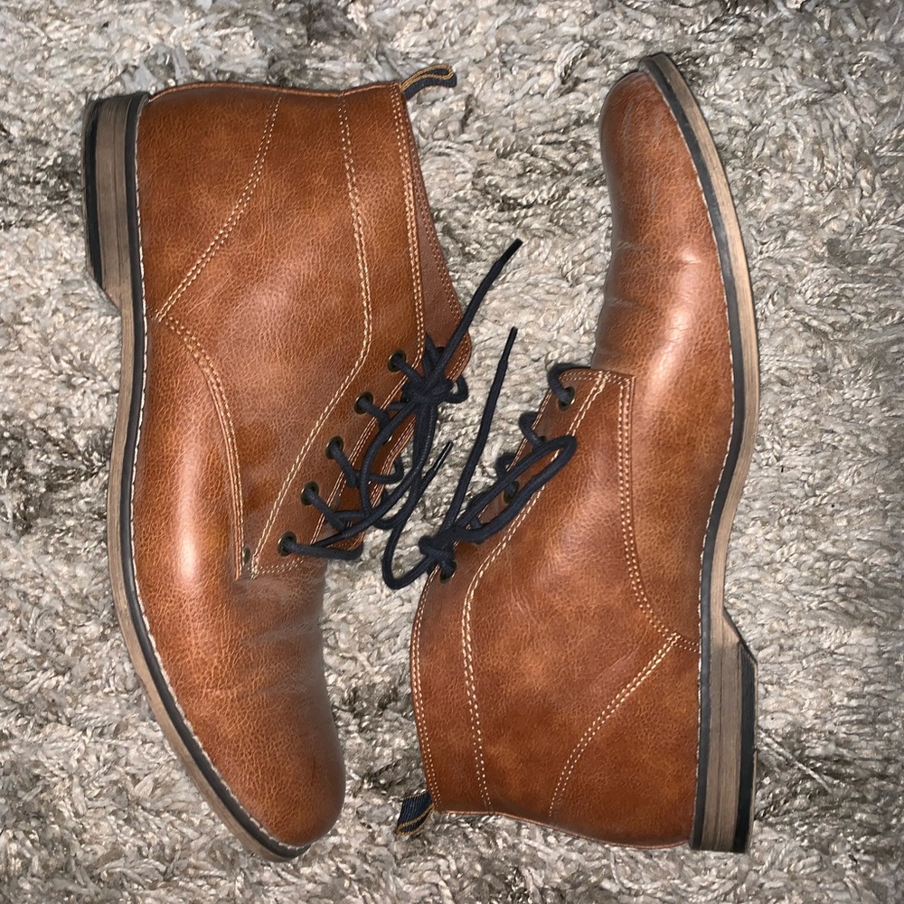 Mens Sz 10.5 H&M Chesnut Chukka Boots Gently used